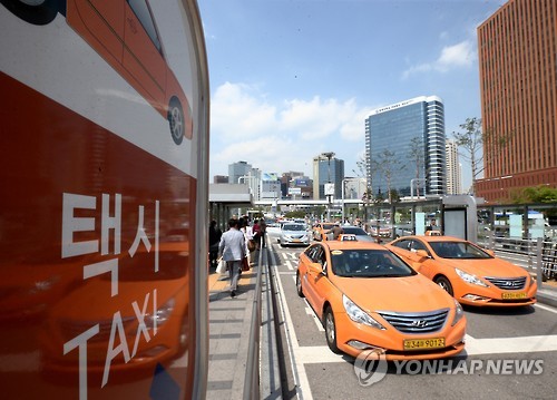 "카드도 괜찮습니다"…서울 택시요금 카드수수료 지원 연장할듯