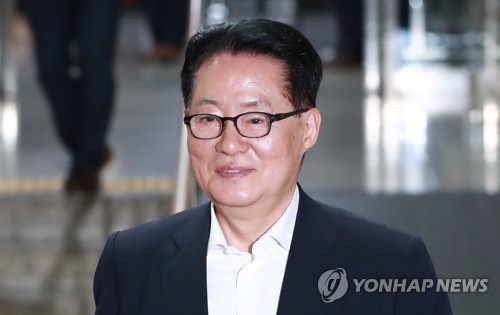 '유승민, 5년후 노리고 단일화 반대' 박지원 전언 또 공방