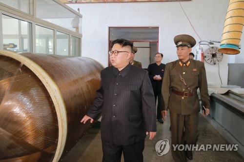 "北 고체연료 ICBM 10년내 불가"…38노스 '노출정보' 진단