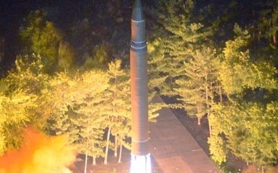 미국 전문가 "북한 ICBM 재진입 실패…내년엔 미국 타격 실전배치 가능"