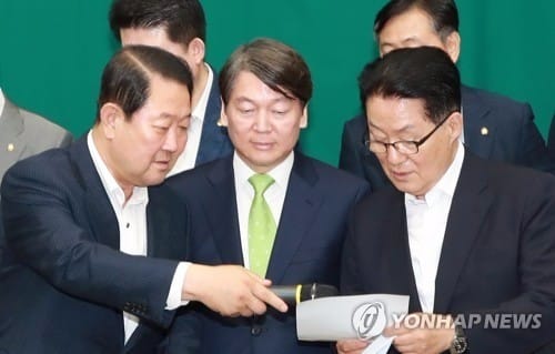 '안철수 출마' 변수 급부상…출렁거리는 국민의당 전대