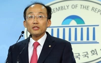 한국당 "정치적 계산으로 '작전하듯' 증세…법인세 인상 철회"