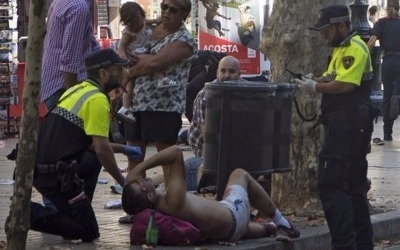 스페인 2차 차량돌진 테러… 경찰, 용의자 4명 사살