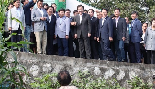 이낙연 총리 "행정수도 이전 부정적 발언 아냐" 거듭 해명