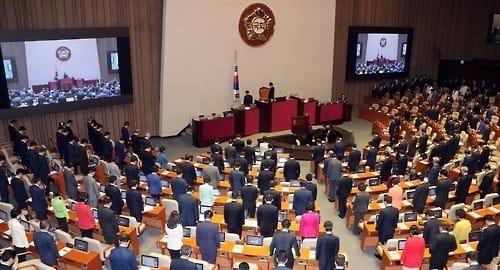 문재인 정부 첫 정기국회 이틀앞… 100일간 입법·예산전쟁 돌입