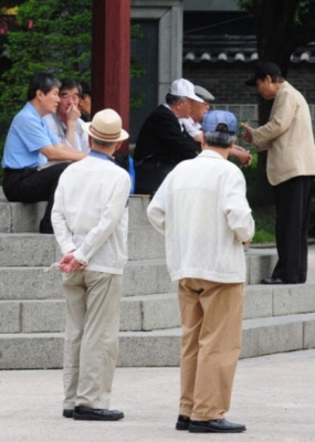 주승용 "노인의 날, 국가공휴일로 지정하자"