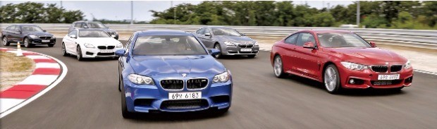 BMW 드라이빙센터에서는 BMW 차량을 타고 트랙은 물론 각종 코스에서 안전운전에 도움을 주는 주행 기술을 배울 수 있다. 차량 성능에 따라 직선주로에서 시속 200㎞ 이상으로도 달릴 수 있다. BMW코리아  제공 