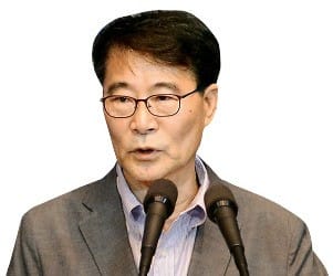 장하성이 꼽은 '잘한 정책'은?