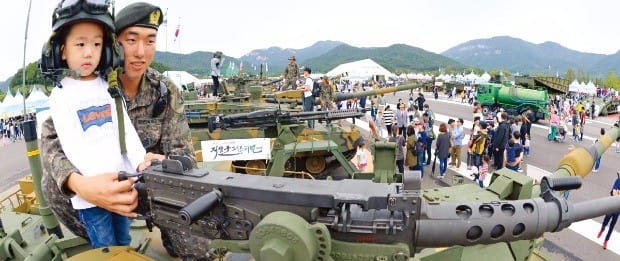 [15th 지상군 페스티벌] 강하게, 화끈하게… 국민과 함께하는 육군을 만난다