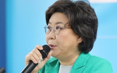 이혜훈 바른정당 대표 "어떤 길이 나은지 결정내리겠다"… 곧 대표직 사퇴 시사