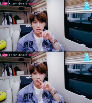 &#39;V앱&#39; 김재중 &#34;드라마 &#39;맨홀&#39; 팬들 덕분에 끝까지 촬영&#34;