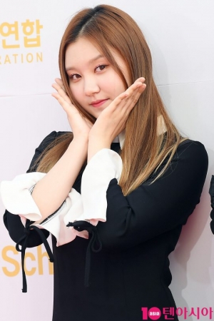 [TEN PHOTO] 프리스틴 성연 &#39;예쁨보다 예쁨&#39;