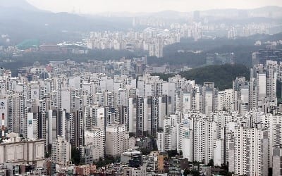 서울 재건축 아파트 0.54%↓… 8·2 대책 '직격탄'