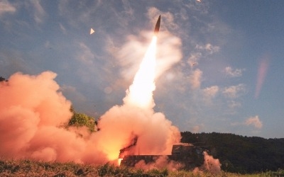 軍, 북한 미사일 발사 6분 만에 동해로 현무-2 실사격훈련