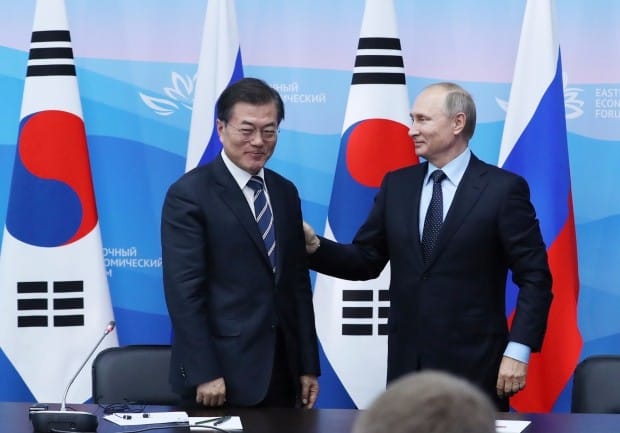  '34분' 지각한 푸틴… "한국, 러시아 월드컵 진출 축하"