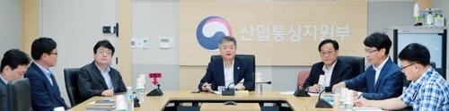 '北핵실험' 실물경제 확대점검회의… 수출동향 실시간 점검