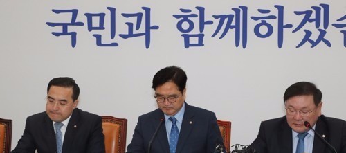 여당 "법 처리시한 정해서 어기면 세비 반납하자"