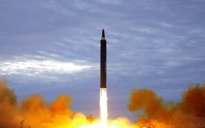 미국, 북한 미사일 발사 사전 감지… 전문가 "괌 타격능력 과시 의도"