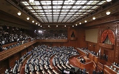 日민진당,고이케신당 합류 결정… '反아베 연대' "정권교체 우선"
