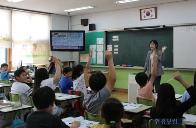 위닉스, 서울 당곡초에 공기청정기 40대 설치