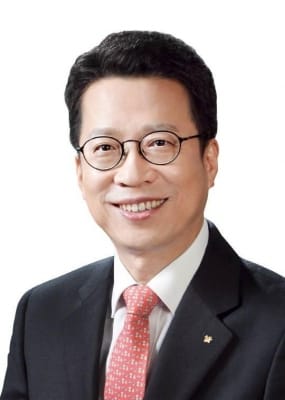 한국거래소 이사장 최종 후보에 오른 정지원 한국증권금융 사장