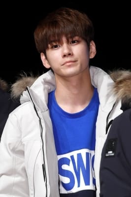  옹성우, '눈빛으로 심쿵'