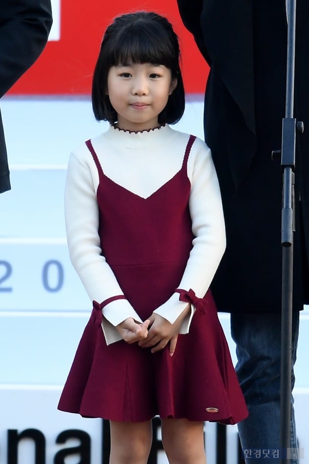 [포토] 조아인, '귀엽게 손가락 하트~' (부산국제영화제)