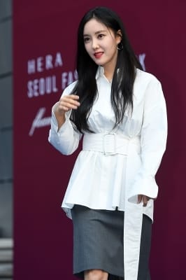  티아라 효민, '아름다운 모습에 눈길~' (2018 S/S 서울패션위크)