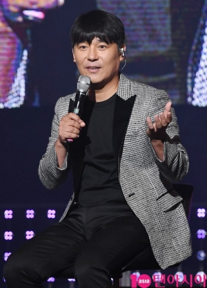 '컴백' 임창정 “방송 계획無, 차트 1위 욕심난다”