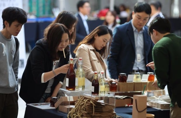 '사드 보복' 풀리나… 관광업계 '술렁', 기대반 우려반