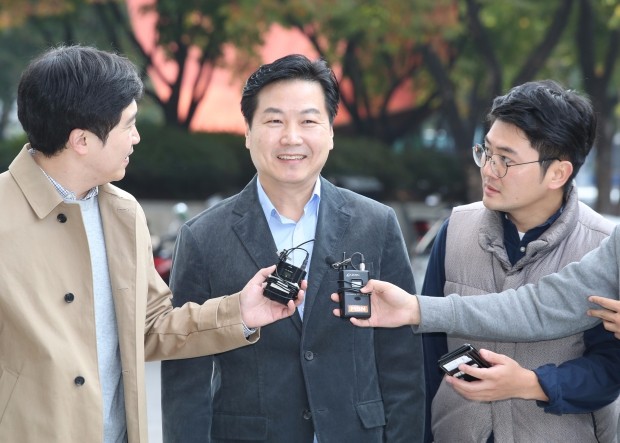 국회, 홍종학 인사청문요청안 접수… 내달 10일 청문회