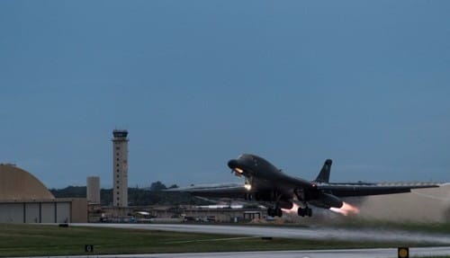 미국 B-1B, 또 야간 기습출격… 북한 전투기 이번에도 대응 출격안해