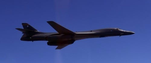 미국 B-1B, 또 야간 기습출격… 북한 전투기 이번에도 대응 출격안해