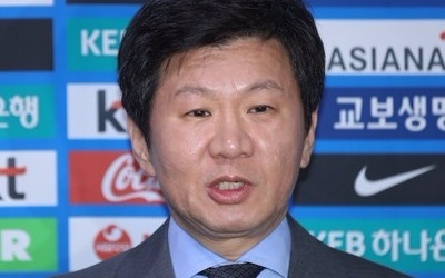 정몽규 축구협회장 "히딩크 논란 본질은 기대 못미친 경기력"