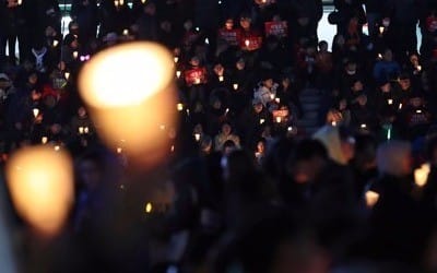 [촛불 1년] "촛불 민심은 국가 개조하라는 국민의 명령"