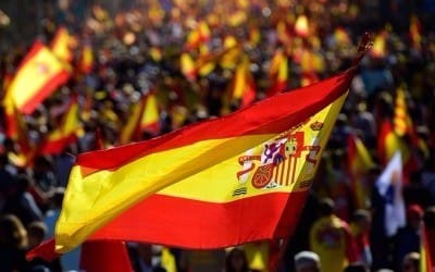 바르셀로나서 '카탈루냐 독립반대' 대규모 집회… 30만명 운집