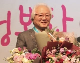 신신제약, 김한기 부회장 '약의 날' 동탑산업훈장 수훈