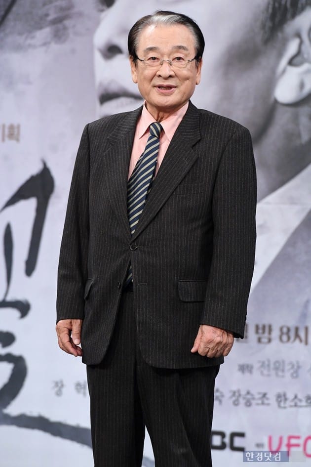 '돈꽃' 이순재 "데뷔 60주년…나이 먹어 퇴출됐나" 너스레