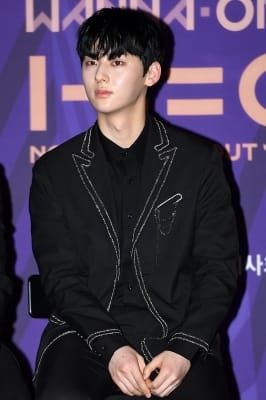  황민현, '조각이네 조각'