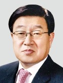 새 무역협회장 김영주 전 장관 추대