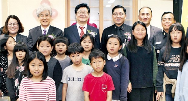 [1사1병영] KB증권, 해군 7기동전단과 봉사활동