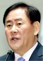 "정치보복성 수사 협조 못해"… 최경환, 검찰 소환에 불응 의사