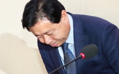 김영춘 "책임질 일 더 생기면 그 때 판단"… 야당 사퇴요구 일축