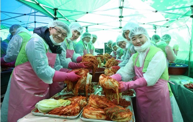 현대엔지니어링, 협력사와 사랑의 김장 담가 저소득 가정에 나눠줘