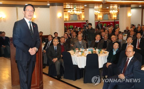 송영무, 국방부 문민화 가속 시사… '여성대변인'도 예고