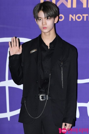 [TEN PHOTO] 워너원 배진영 &#39;시크함으로 무장&#39;