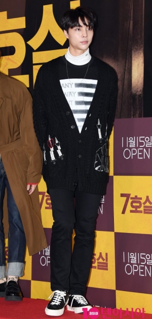 [TEN PHOTO]NCT 쟈니 &#39;뭘 입어도 멋있어&#39;