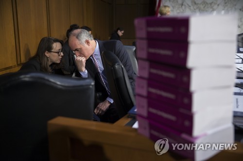 "표결 앞둔 공화당 美세제개편안, 억대 연봉자만 혜택"