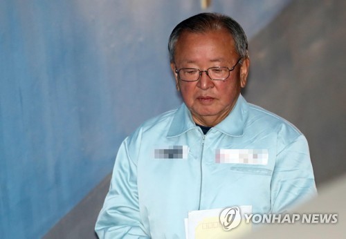 '직권남용·부당지원' 강만수, 2심 징역 5년2개월로 형량 늘어