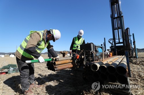 포항지진 진앙 주변 8곳 뚫는다… '액상화 조사' 본격화